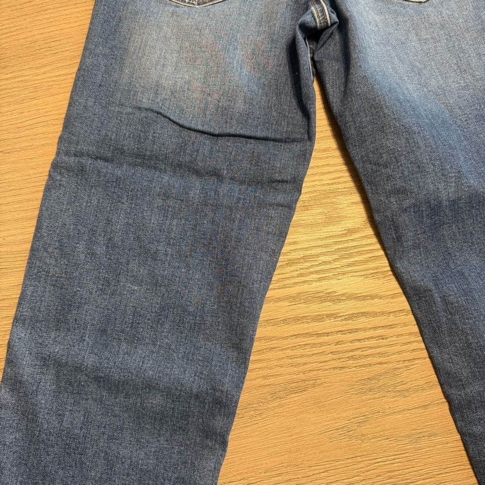 Joe's Jeans Medium Wash Distressed Hem Straight Leg Relaxed Fit Sz 26 Farmcore - Picture 7 of 10